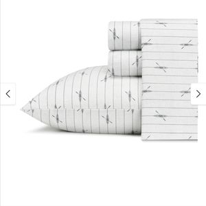 EDDIE BAUER Queen sheet set